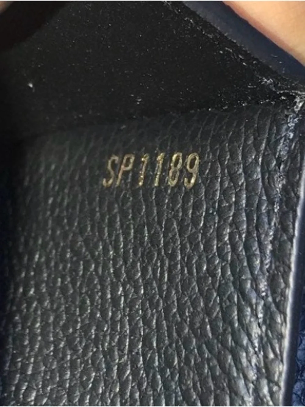 Louis Vuitton 100% authentic